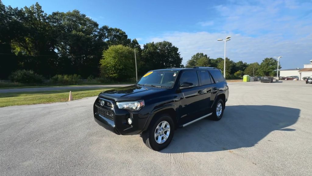2019 Toyota 4Runner SR5 Premium photo 4