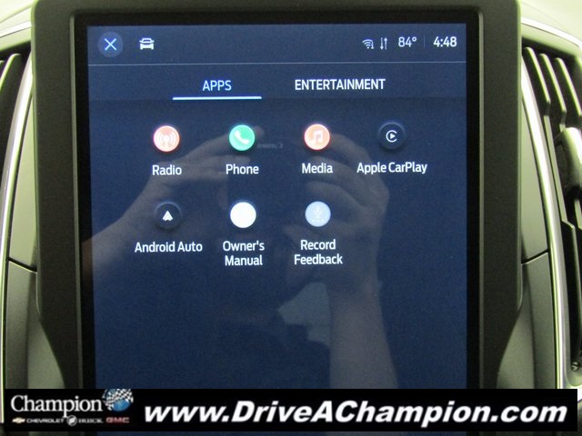 2024 Ford Edge Titanium photo 3