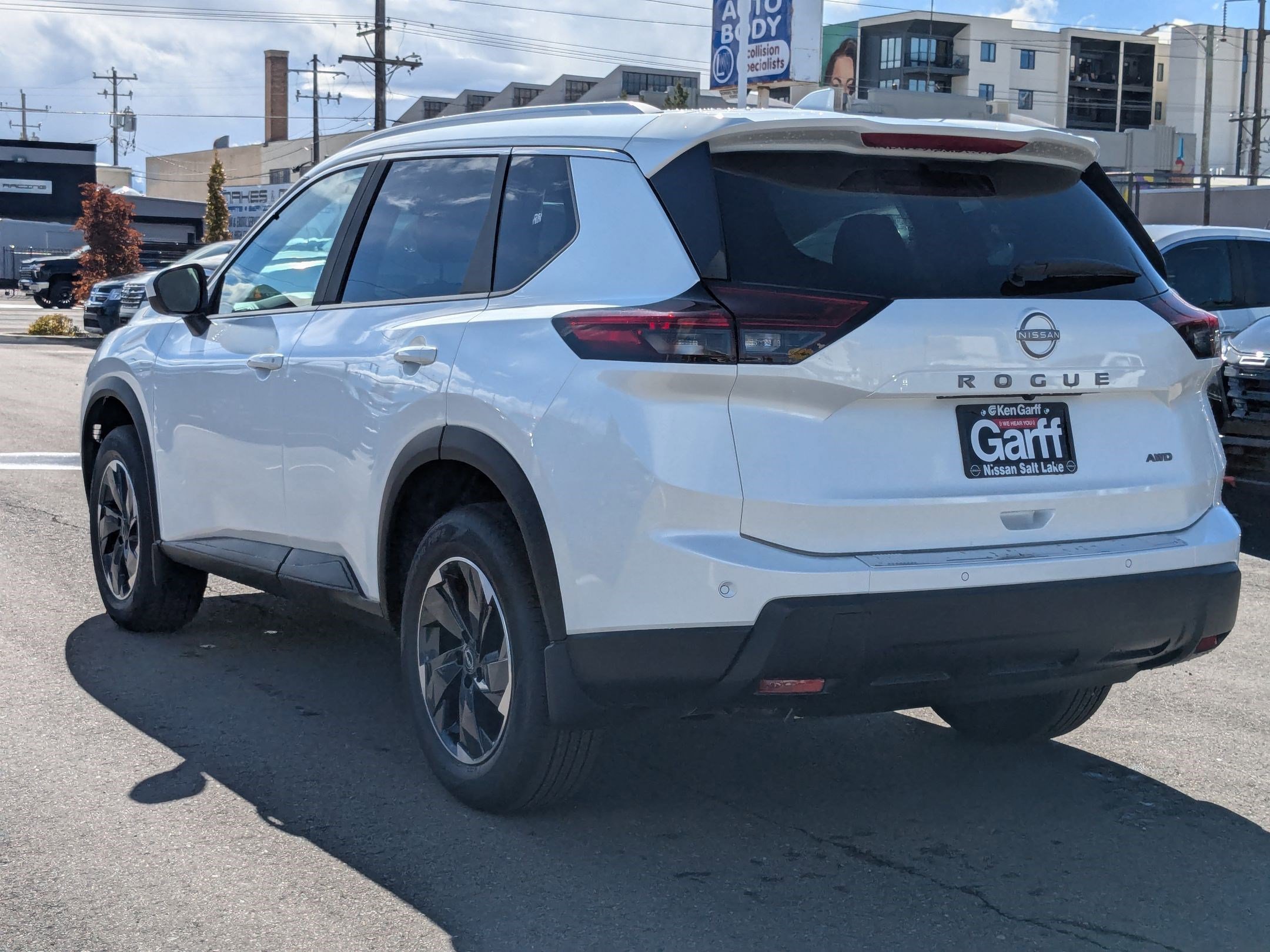 2026 Nissan Rogue SV photo 3