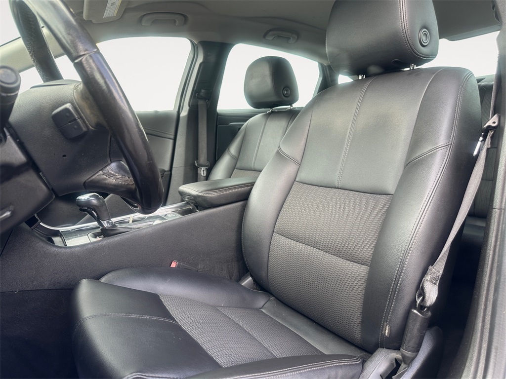 2018 Chevrolet Impala 1LT photo 9