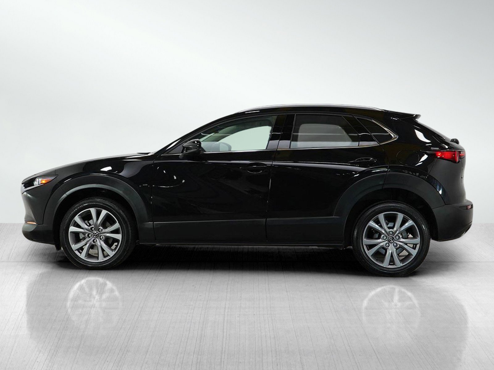 Used 2022 Mazda CX-30 Premium with VIN 3MVDMBDL8NM459043 for sale in White Bear Lake, Minnesota