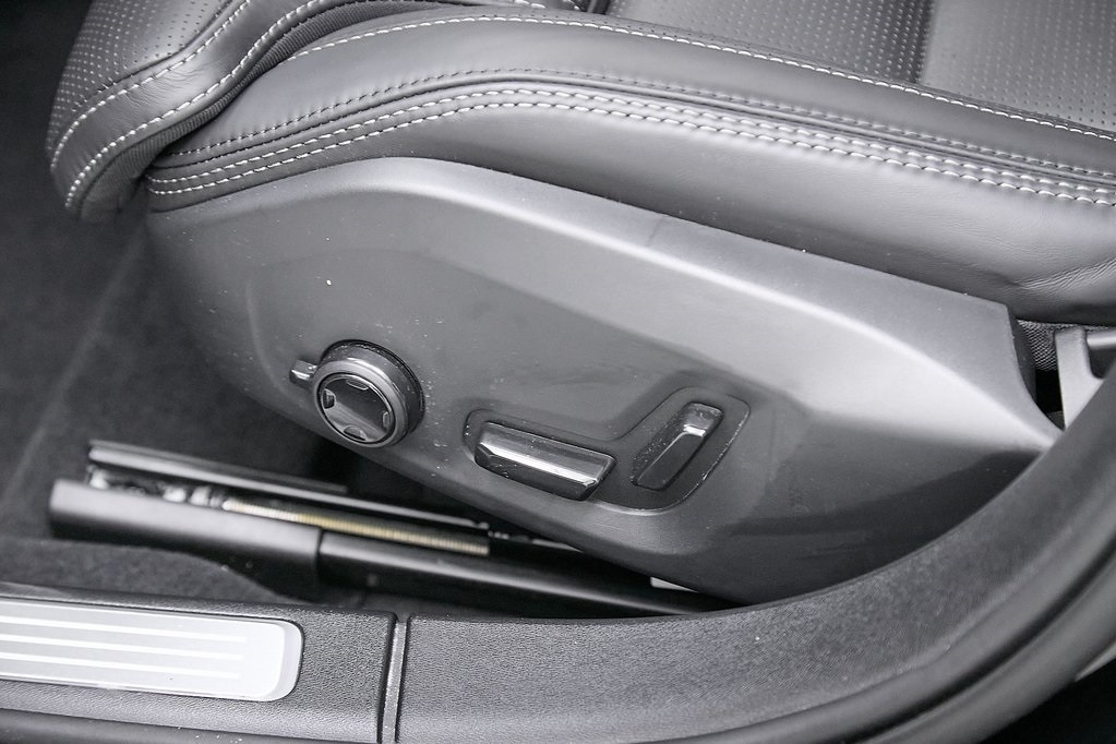 2024 VOLVO V90CC - Image 15