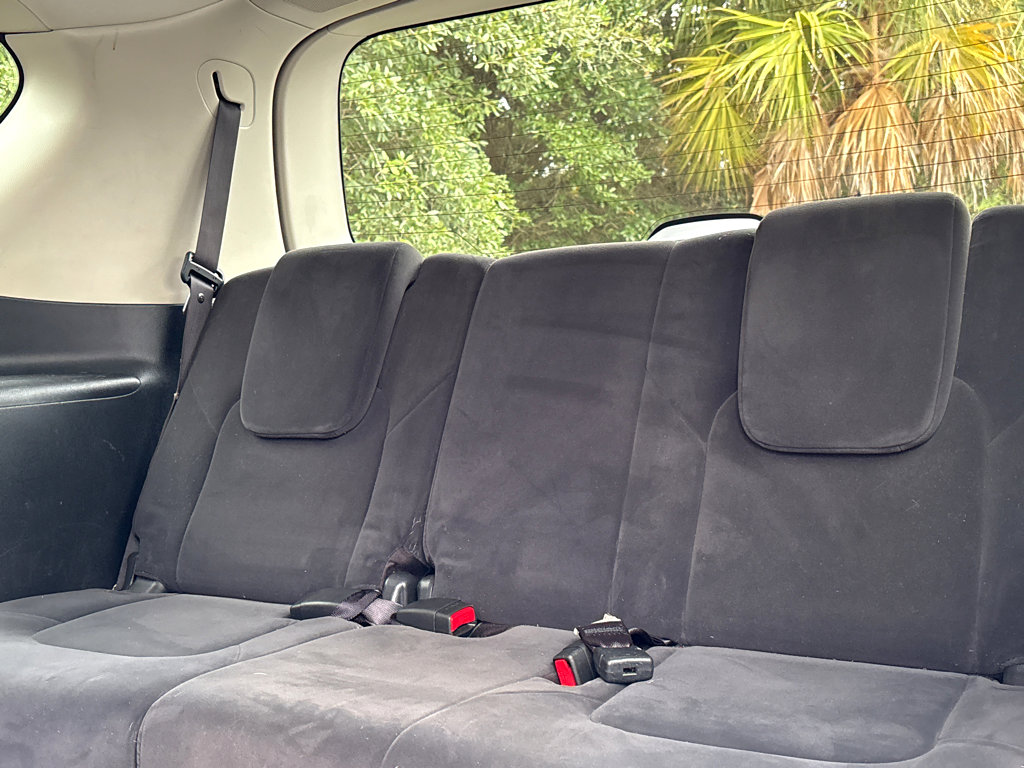 2019 Nissan Armada SV photo 20