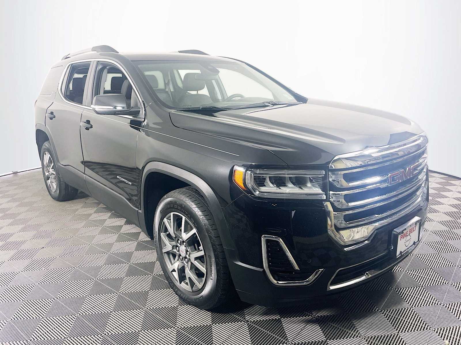 2022 Gmc Acadia SLE photo 3
