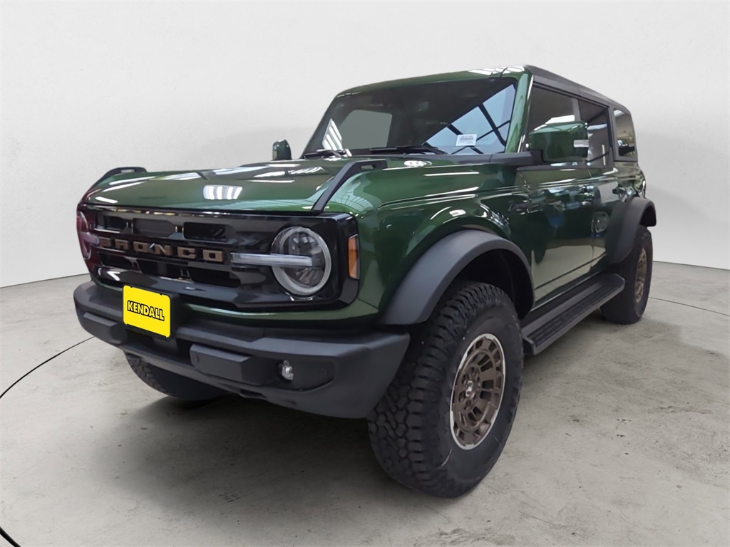 2025 Ford Bronco 4-Door Outer Banks's photo