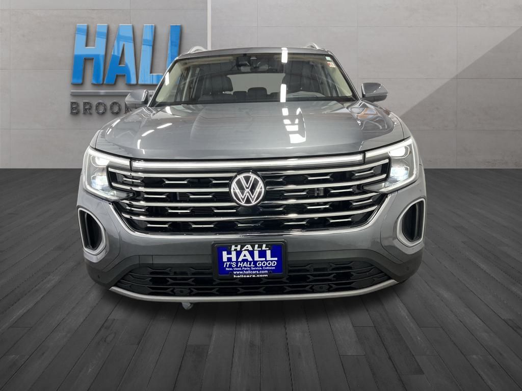 2024 Volkswagen Atlas SEL photo 7