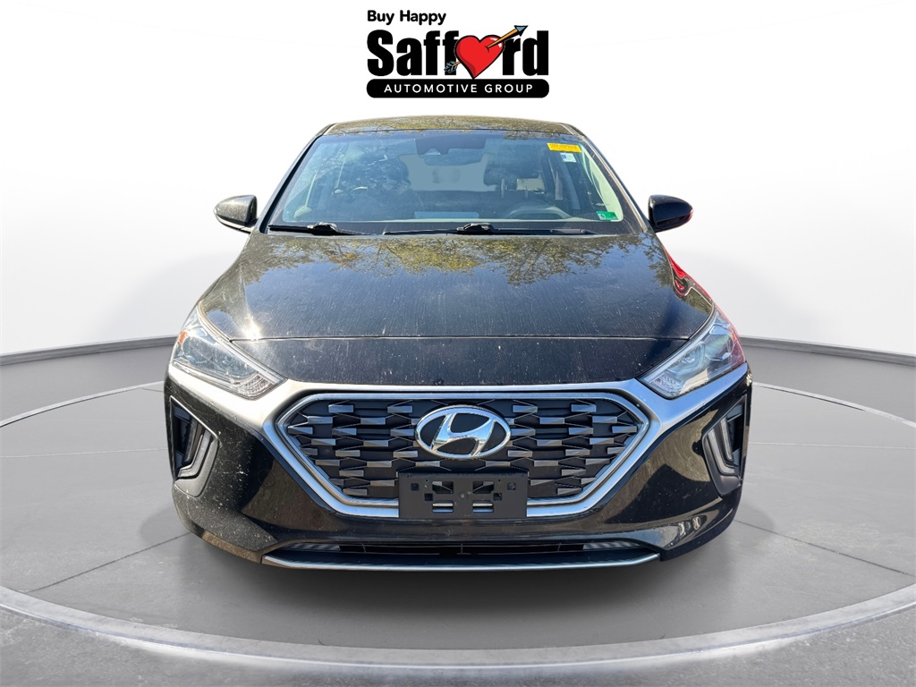 2022 Hyundai Ioniq SE photo 2