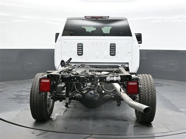 2026 Chevrolet Silverado 2500HD photo 2