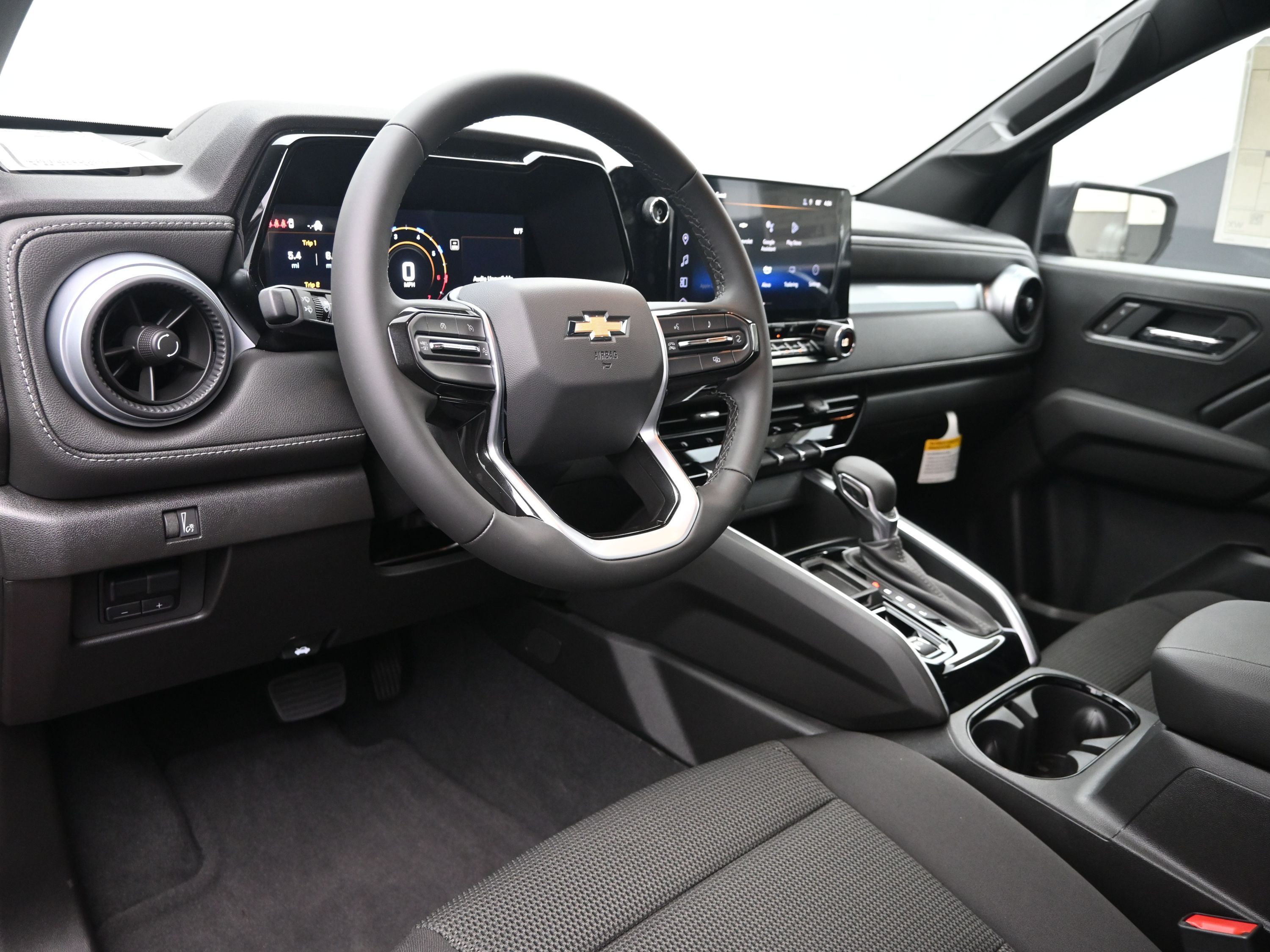2025 Chevrolet Colorado Work Truck LT photo 7