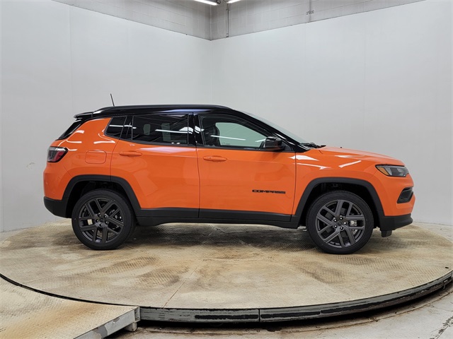 2026 Jeep Compass Limited Altitude photo 2