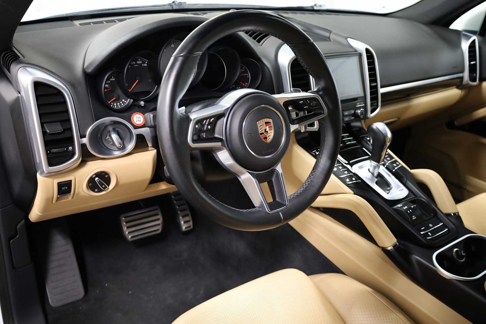 2017 Porsche Cayenne S photo 4