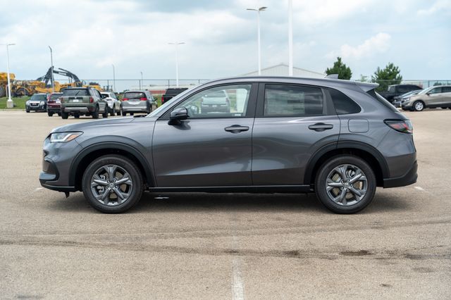 2026 Honda HR-V LX photo 3