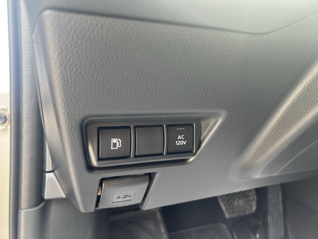 2024 Toyota Prius Prime XSE photo 11