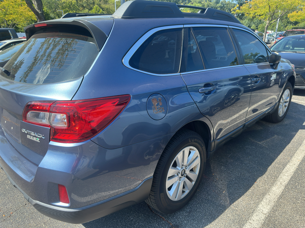 2017 Subaru Outback 2.5i photo 2