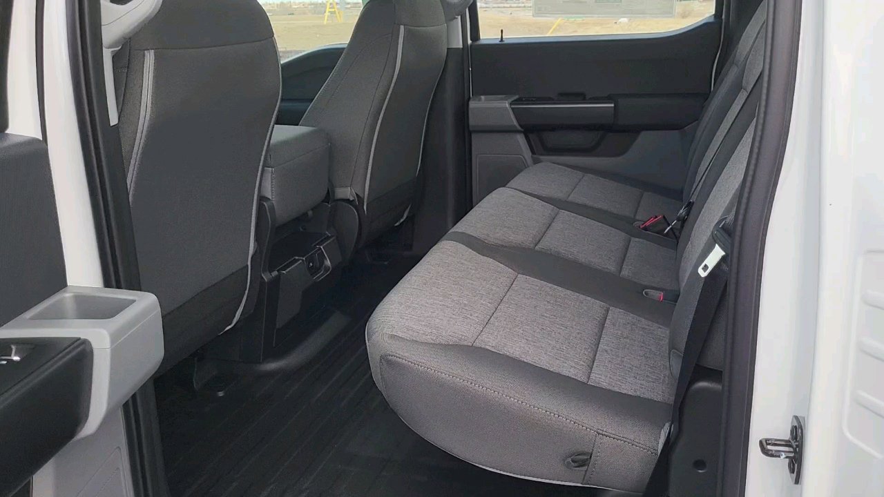 2025 Ford F-150 XL photo 17