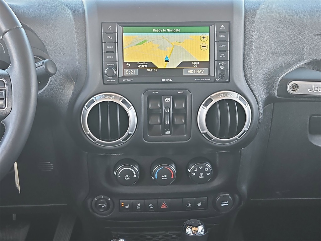 2016 Jeep Wrangler Unlimited Sahara photo 41