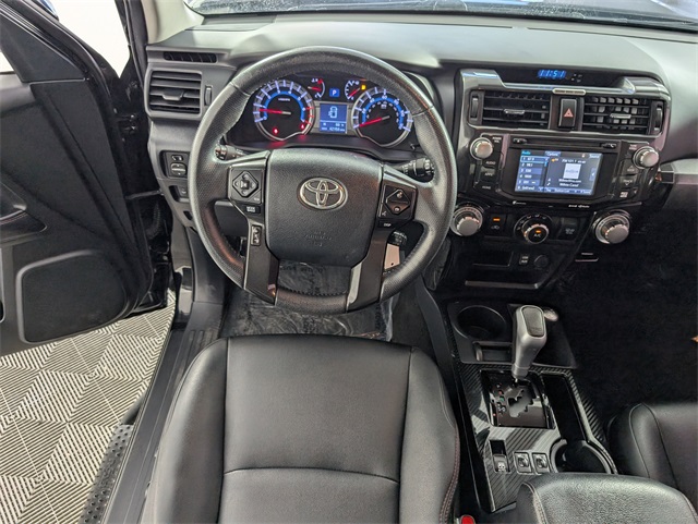 2019 Toyota 4Runner TRD Off-Road Premium photo 10