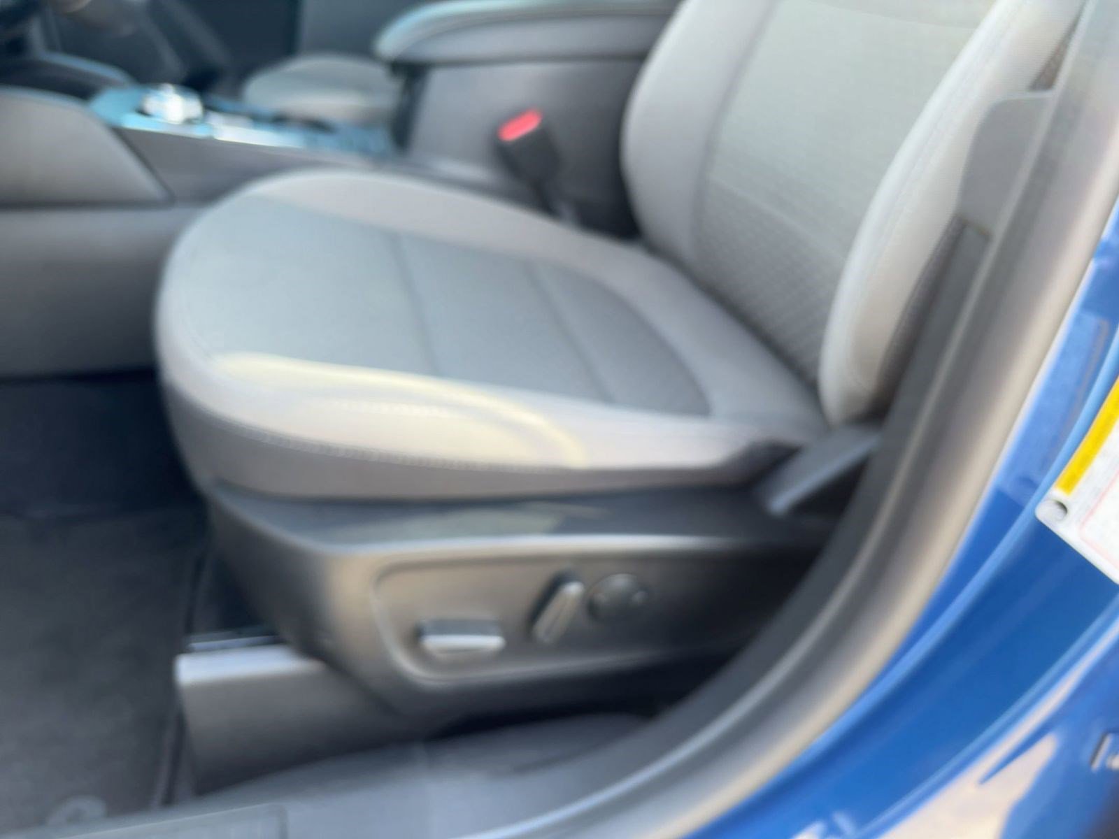 2022 Ford Escape SE photo 13