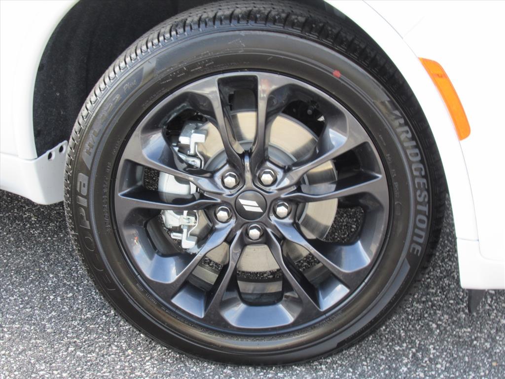 2026 Dodge Durango GT photo 7