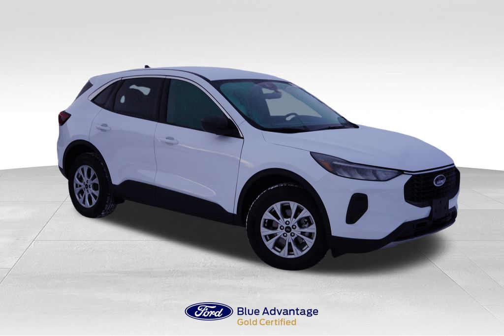 2024 Ford Escape Active's photo