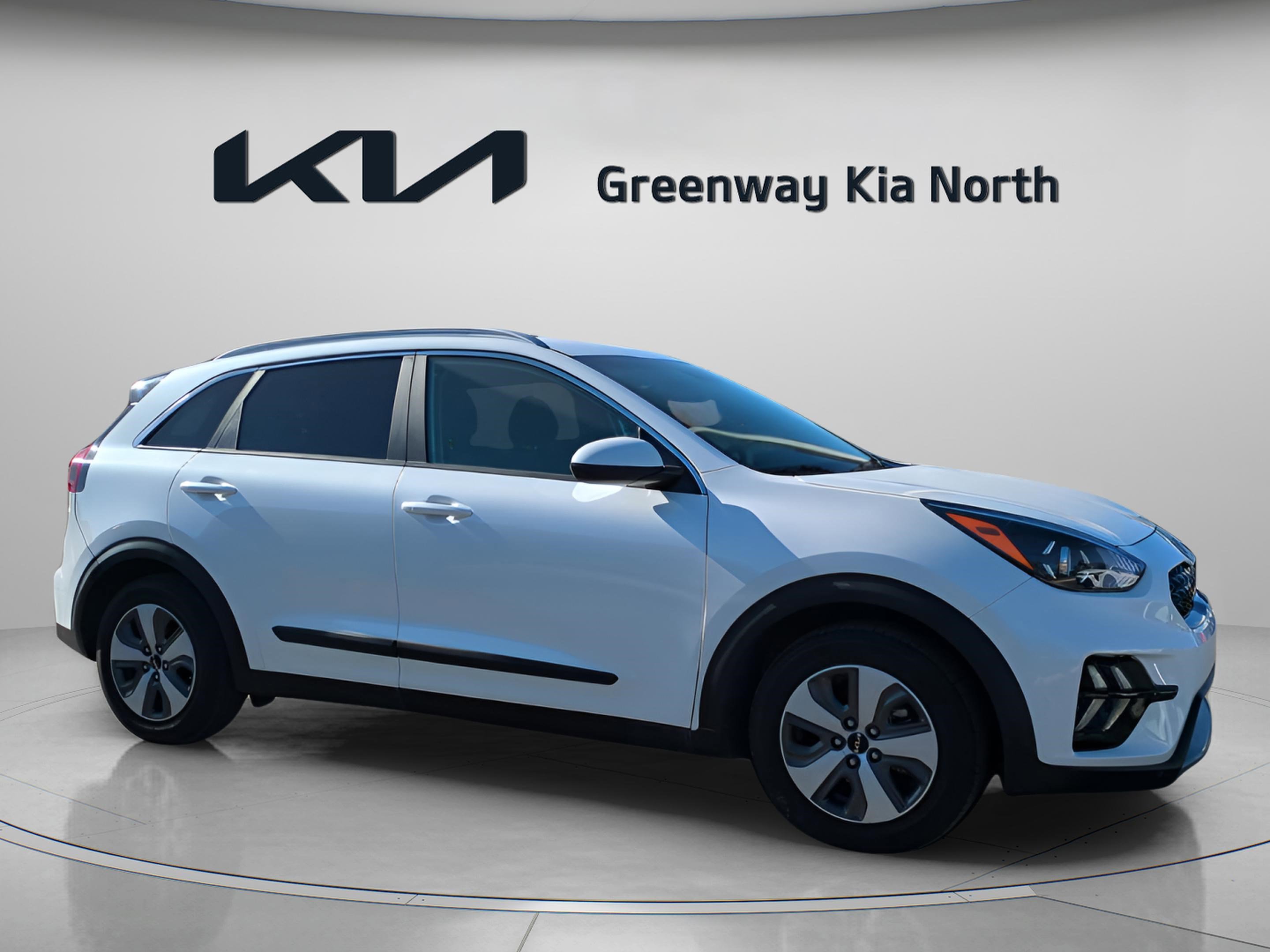 2022 Kia Niro LX