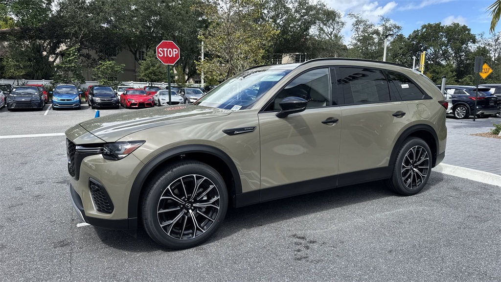 2025 Mazda CX-70 Plug-in Hybrid Premium photo 10
