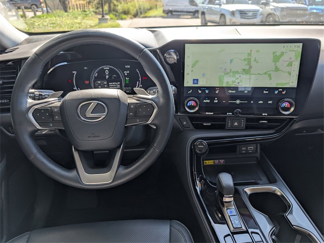 2024 Lexus NX 450h+ Luxury photo 15