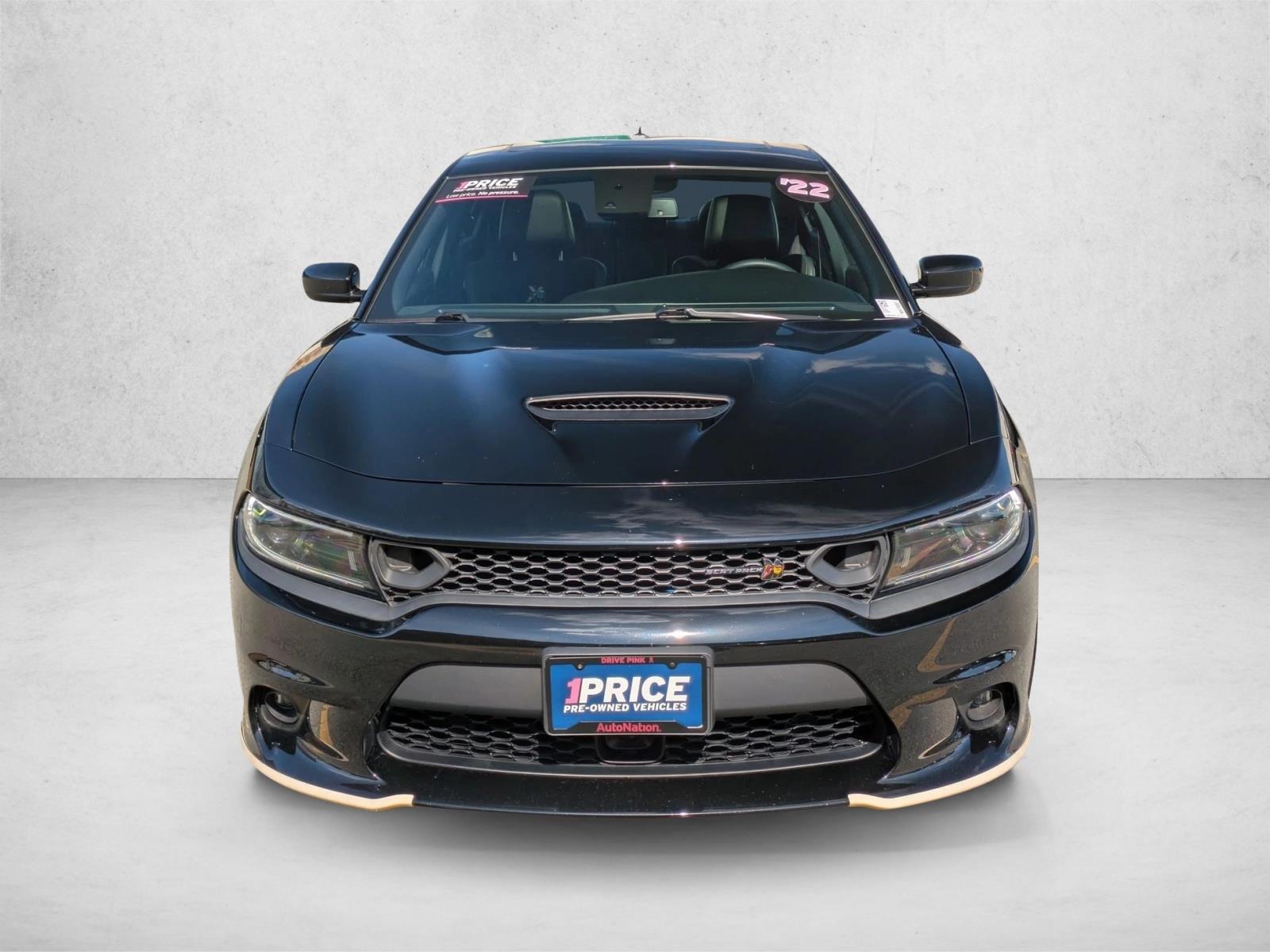 2022 Dodge Charger Scat Pack photo 2