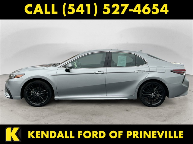 2023 Toyota Camry XSE photo 2