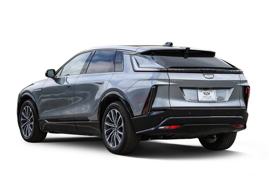 2024 Cadillac Lyriq Sport photo 5