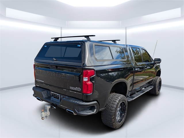 2020 Chevrolet Silverado 1500 High Country photo 2