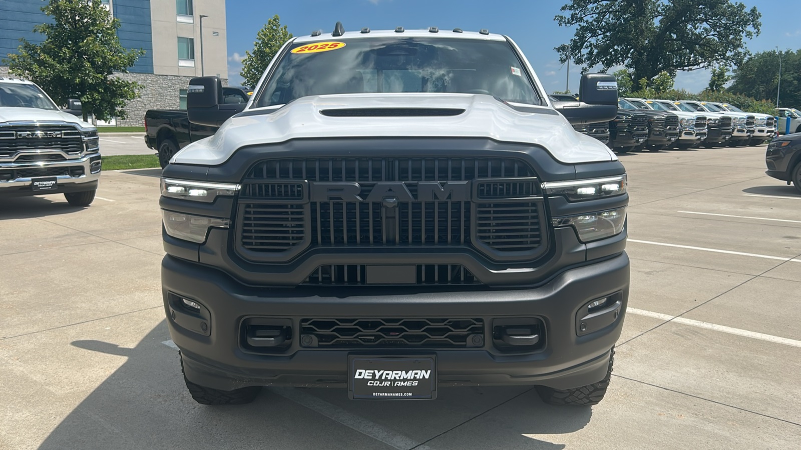 2025 Ram 2500 Power Wagon photo 8