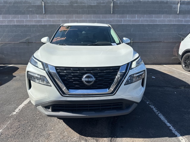 2023 Nissan Rogue SV photo 2