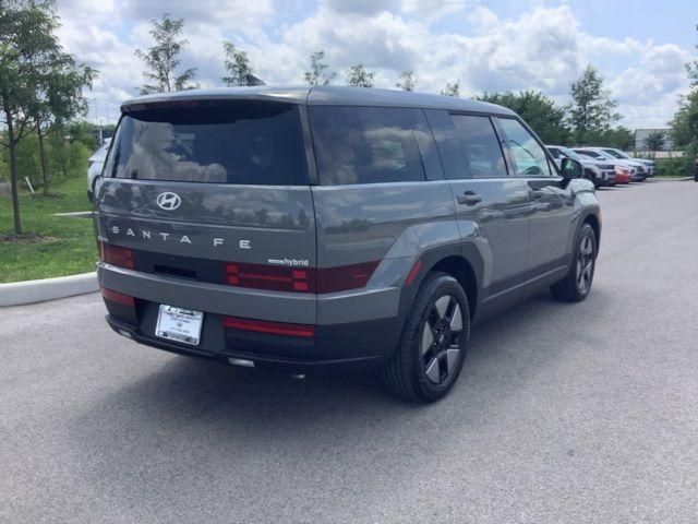 2026 Hyundai Santa Fe SE photo 6