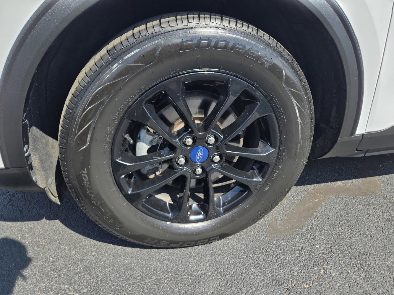 2020 Ford Escape SE Sport Hybrid photo 42