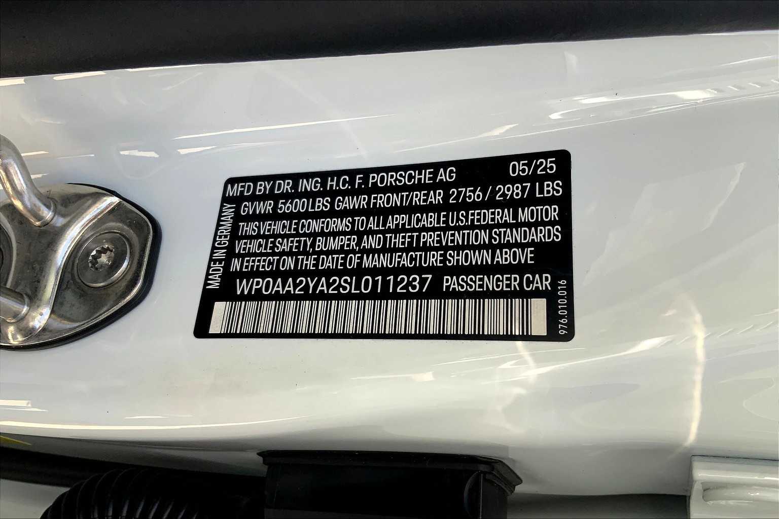 2025 Porsche Panamera 4 photo 26