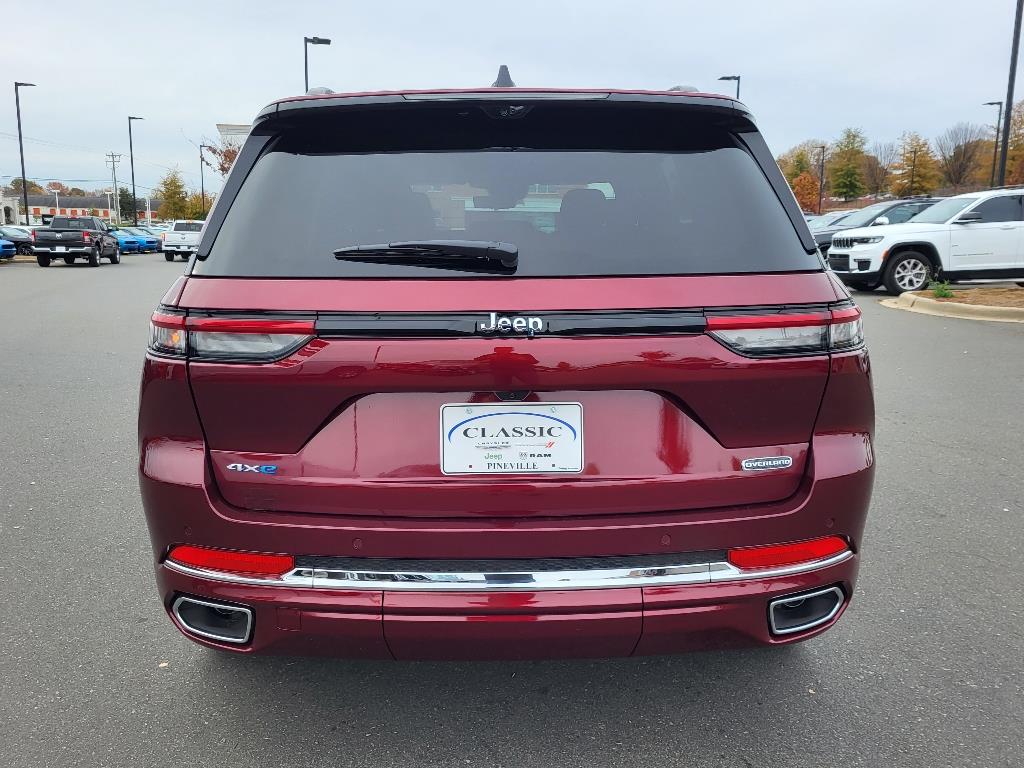 2024 Jeep Cherokee Overland photo 20