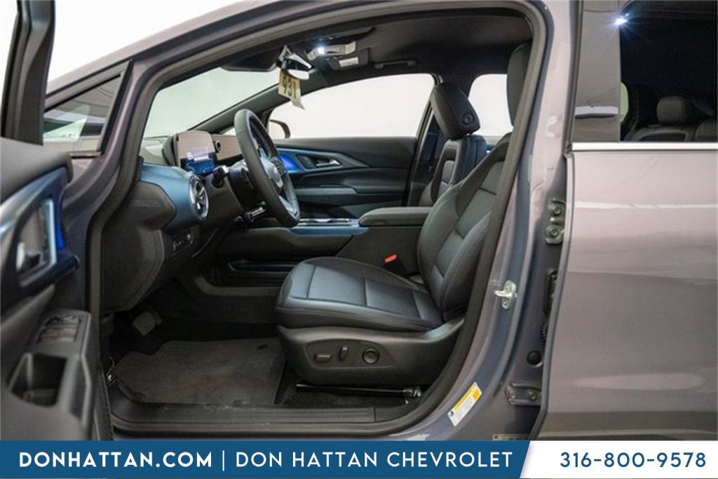 2025 Chevrolet Equinox EV 1LT photo 5
