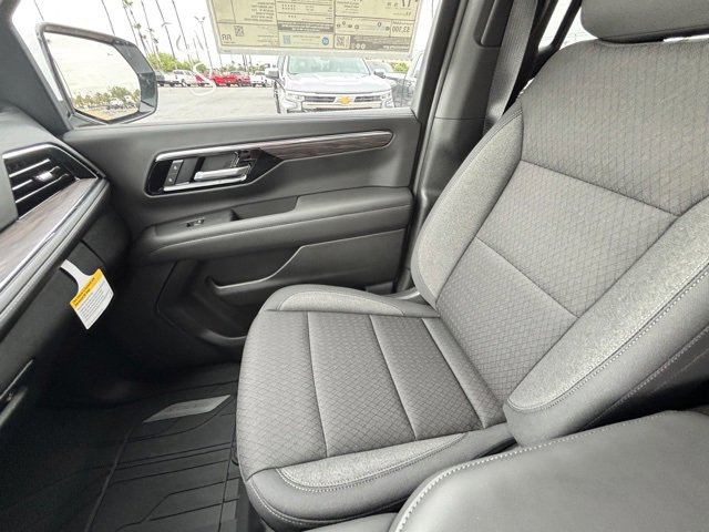 2025 Chevrolet Tahoe LS photo 17