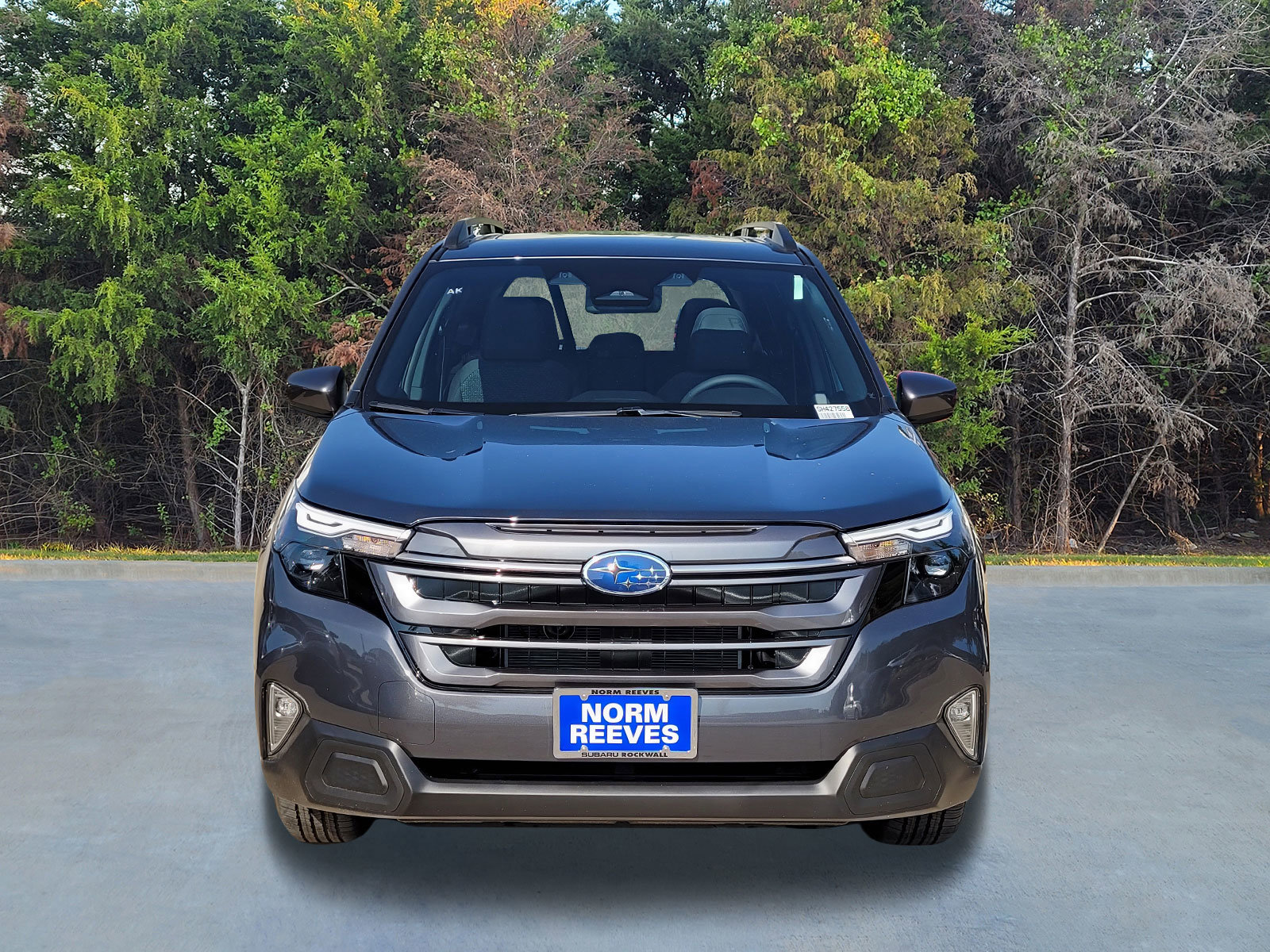 2025 Subaru Forester Premium photo 2