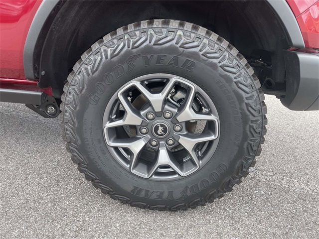2025 Ford Bronco Badlands photo 4