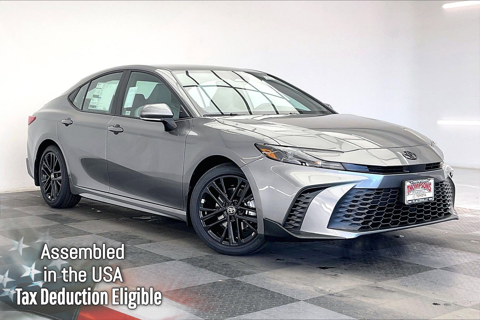 2026 Toyota Camry SE's photo