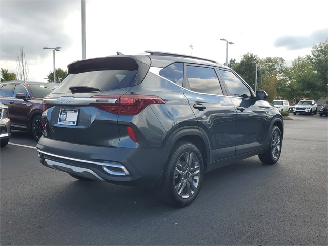 2023 Kia Seltos S photo 3
