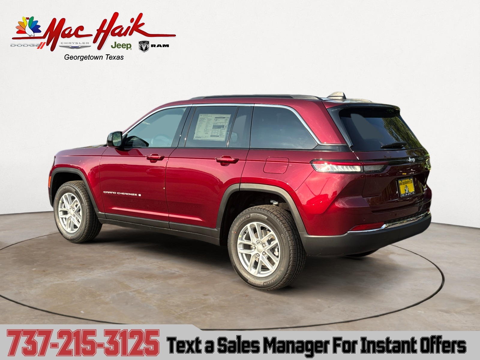 2025 Jeep Grand Cherokee Laredo X photo 2