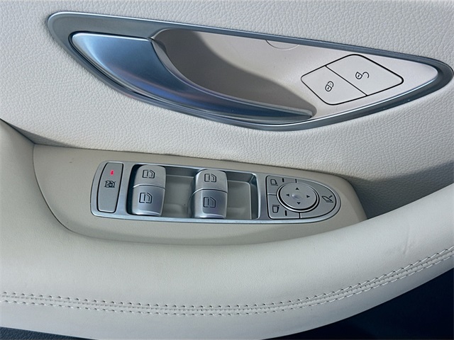 2023 Mercedes Benz E 450 photo 17