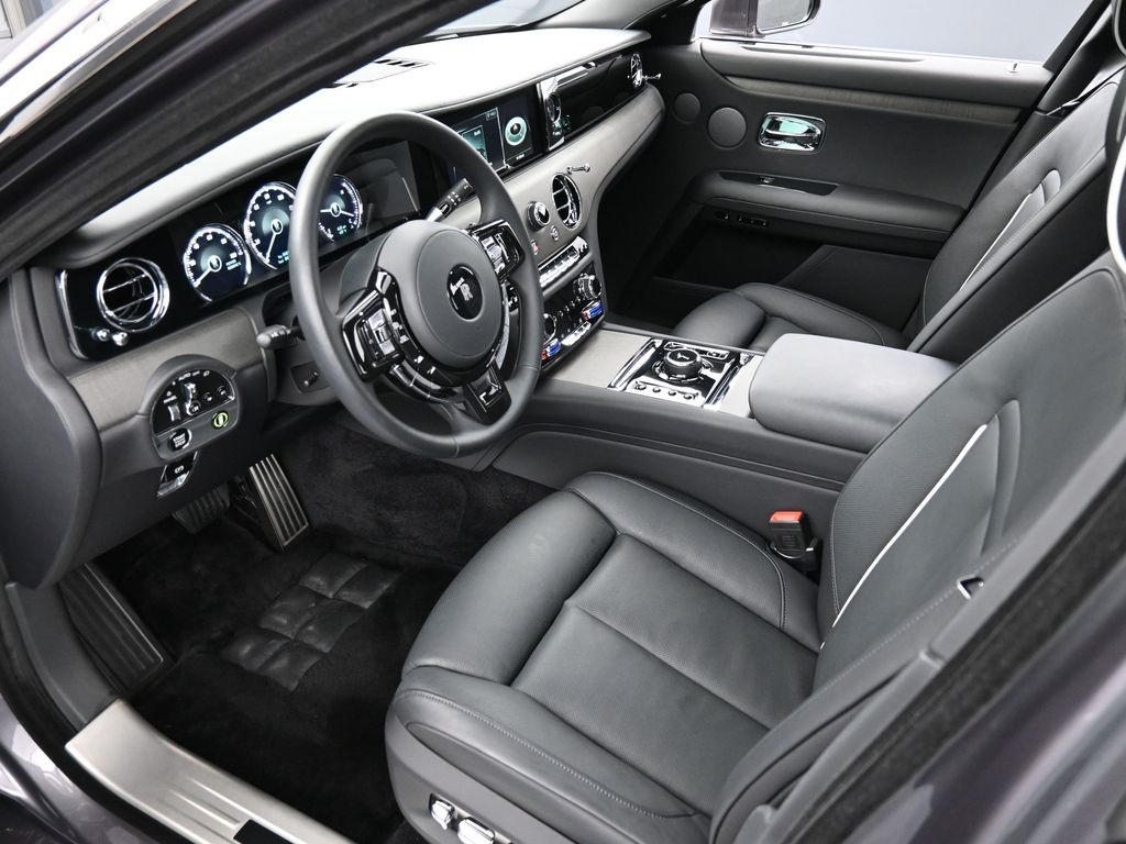 2023 Rolls Royce Ghost photo 3