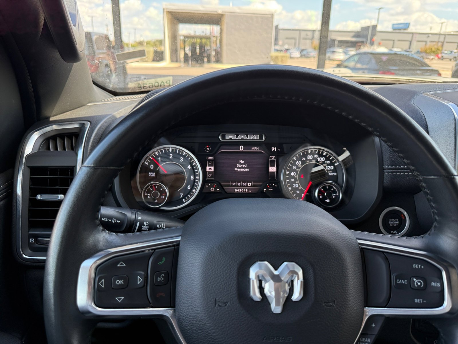 2024 Ram 1500 Laramie photo 17