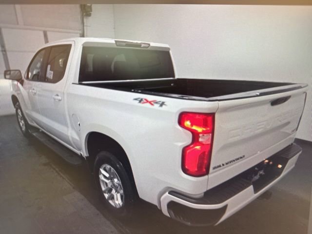 2025 Chevrolet Silverado 1500 RST photo 4