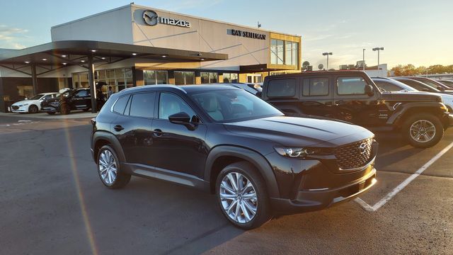 2026 Mazda CX-50 Premium's photo