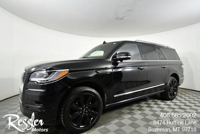 2023 Lincoln Navigator Reserve's photo